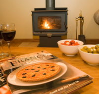 Bingle Tree Retreat - Tourism Caloundra