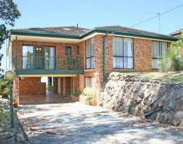 Barnhill Breezes - Tourism Caloundra 1