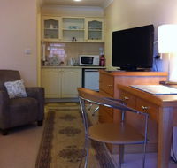 Champagne Rose Suite - Tourism Caloundra