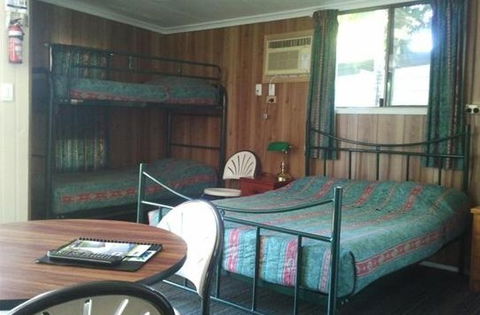 BIG4 Cane Village Holiday Park - Tourism Caloundra 0