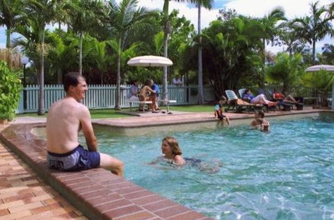 BIG4 Cane Village Holiday Park - Tourism Caloundra 1