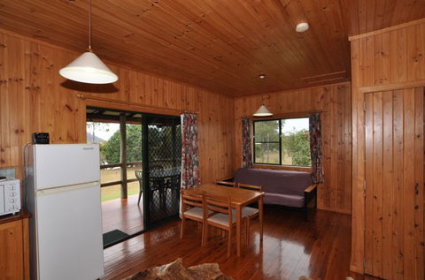 Henderson Park Farm Retreat - Tourism Caloundra 2