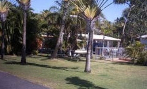Kinka Palms Beachfront Apartments / Motel - Tourism Caloundra 2