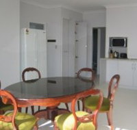 Olas Holiday House - Tourism Caloundra
