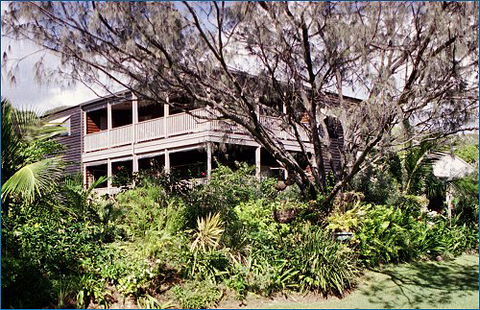 Fraser Island Hideaway - Tourism Caloundra 0
