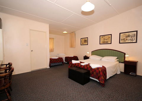 Ned Kellys Motel - Tourism Caloundra 8