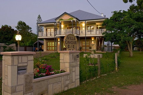 Villa Cavour Bed And Breakfast - Tourism Caloundra 1
