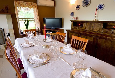 Villa Cavour Bed And Breakfast - Tourism Caloundra 4