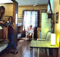 Woolshed Backpackers - Tourism Caloundra