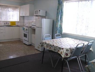 Lisianna Holiday Apartments - Tourism Caloundra 3