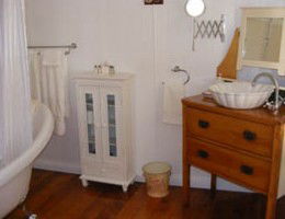 Reppels Bed And Breakfast - Tourism Caloundra 2