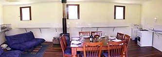 Rovers Rest Guesthouse And Studio Units - Tourism Caloundra 1