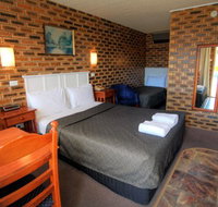 Apple and Grape Motel - Tourism Caloundra