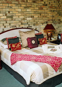 Centre Point Mid-City Motor Inn - Tourism Caloundra 0