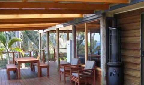 Amity Shaws - Tourism Caloundra 4
