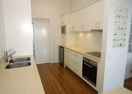 Claytons On Cylinder Beach Front Apartments - Tourism Caloundra 0
