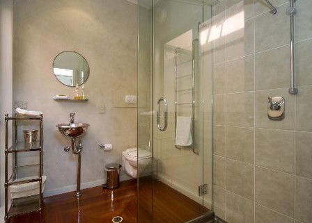 Claytons On Cylinder Beach Front Apartments - Tourism Caloundra 4