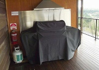 Bunya Romance - Holiday Home - Tourism Caloundra 1