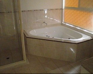 Bunya Romance - Holiday Home - Tourism Caloundra 3