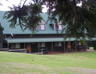 Mai - Chalet - Tourism Caloundra 5