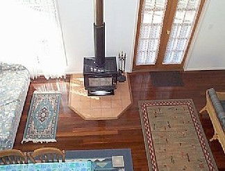 Chalet Jemas - Holiday Home - Tourism Caloundra 0