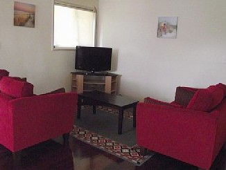 Chalet Jemas - Holiday Home - Tourism Caloundra 1
