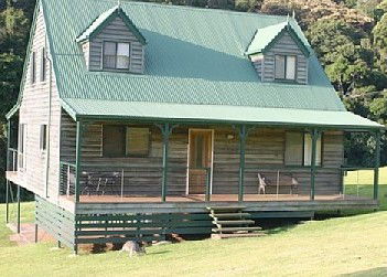 Chalet Jemas - Holiday Home - Tourism Caloundra 6