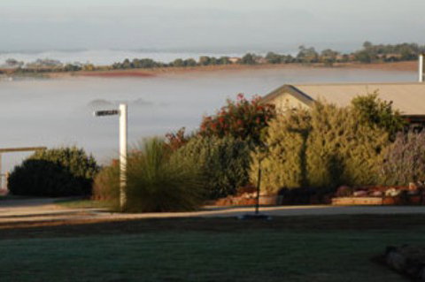 Mulanah Gardens Bed And Breakfast Cottages - Tourism Caloundra 2