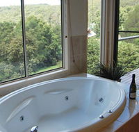 Ravensbourne Escape Kookaburra Kottage - Tourism Caloundra