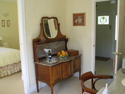 Beccles On Margaret B And B - Tourism Caloundra 3