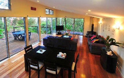 Twin Falls Retreat - Tourism Caloundra 2