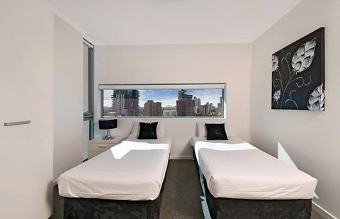Ocean Pacific Resort - Tourism Caloundra 2