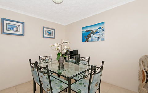 Champelli Palms Luxury Apartments - Tourism Caloundra 3