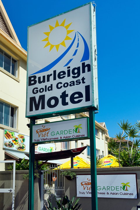 Burleigh Gold Coast Motel - Tourism Caloundra 3