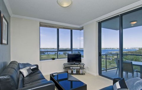 Aqualine Apartments - Tourism Caloundra 2