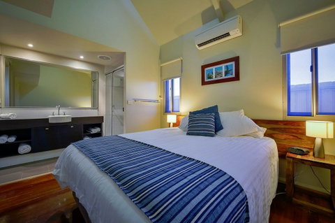 Exmouth Escape Resort - Tourism Caloundra 1