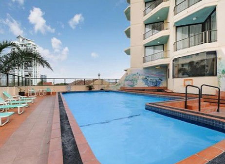 Sandy Point Beach Resort - Tourism Caloundra 0