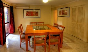 Miami Shore Motel - Tourism Caloundra 3