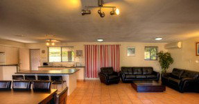 Miami Shore Motel - Tourism Caloundra 4