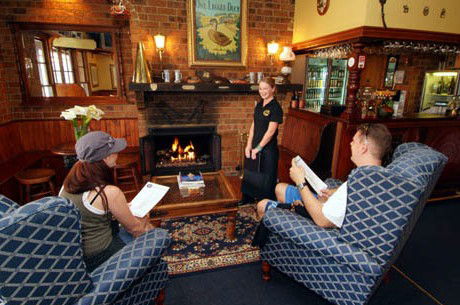 Springbrook Mountain Lodge - Tourism Caloundra 3
