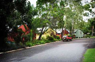 Gumnut Glen Cabins - Tourism Caloundra 2