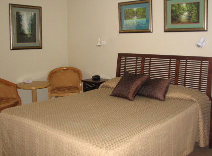 Atherton Hinterland Motel - Tourism Caloundra 1