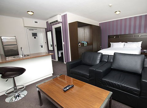Diamant Hotel - Tourism Caloundra 3