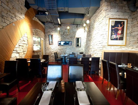 Diamant Hotel - Tourism Caloundra 5