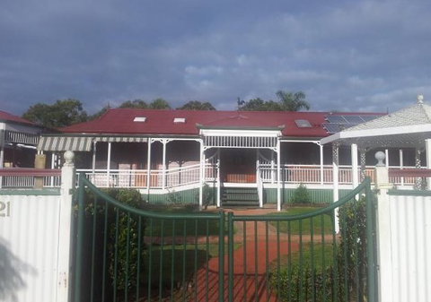 B & B On Sunrise - Tourism Caloundra 0