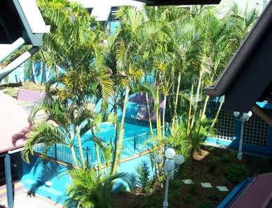 Bonapartes Serviced Apartments - Tourism Caloundra 0