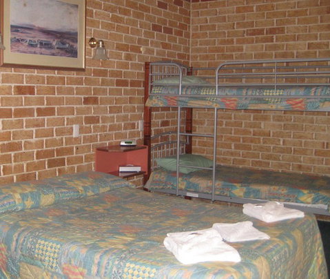 Beenleigh Village Motel - Tourism Caloundra 5