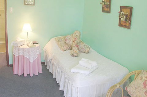 Country Lodge Motel - Tourism Caloundra 3