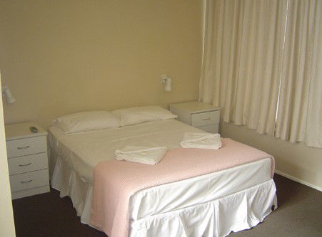 Affordable Accommodation Proserpine - Tourism Caloundra 1