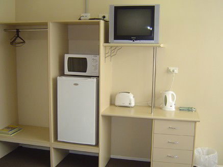 Affordable Accommodation Proserpine - Tourism Caloundra 2